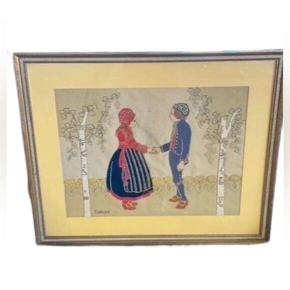 DELSBO Antique Knit Fabric Fiber Framed Artwork w: Glass and Wooden Frame - Picture 1 of 16